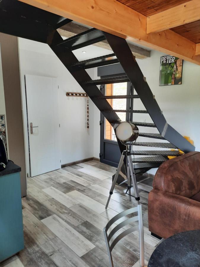 Chalet A L'Oree Du Bois Avec Parking Tournavaux Eksteriør billede