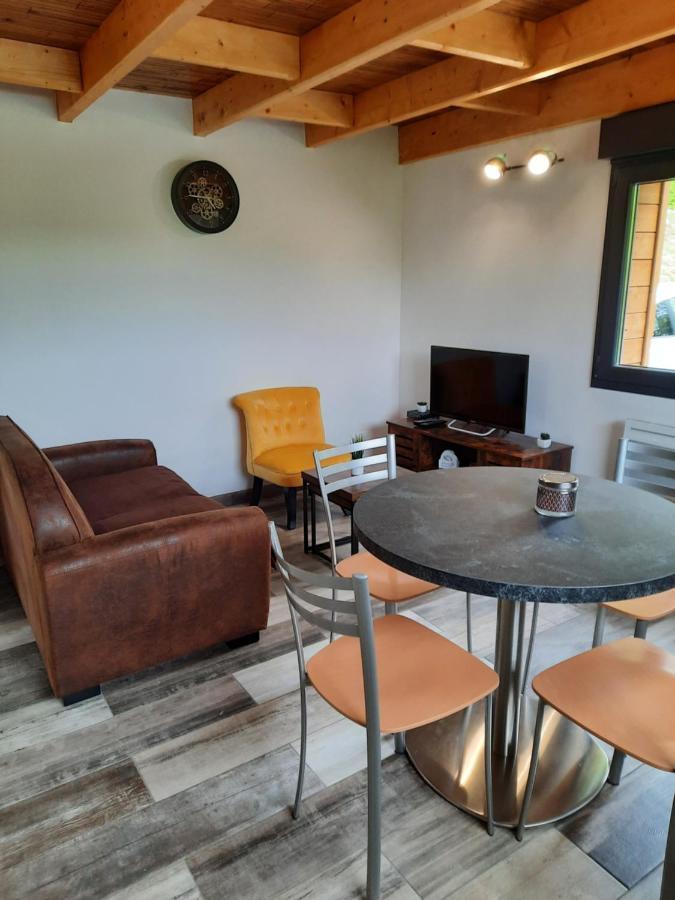 Chalet A L'Oree Du Bois Avec Parking Tournavaux Eksteriør billede